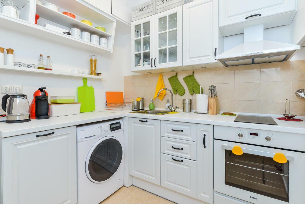 The Charming Home - One Bedroom Top Central Apartment By Flat Mаnager Sofia Ngoại thất bức ảnh